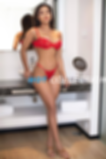 Brown  hair london escort Ayza located in Earl's Court picture 9