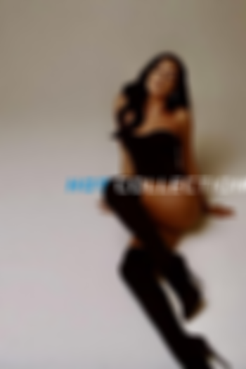 Black hair london escort Clemence located in Earl's Court picture 3