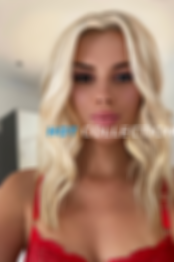 Blonde  hair london escort Martini located in Earl's Court picture 0