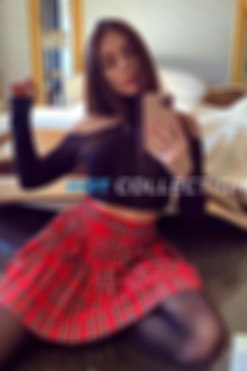 Brown  hair london escort Sansara located in Earl's Court picture 10