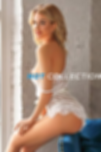 Blonde hair london escort Claudite located in Earl's Court picture 1