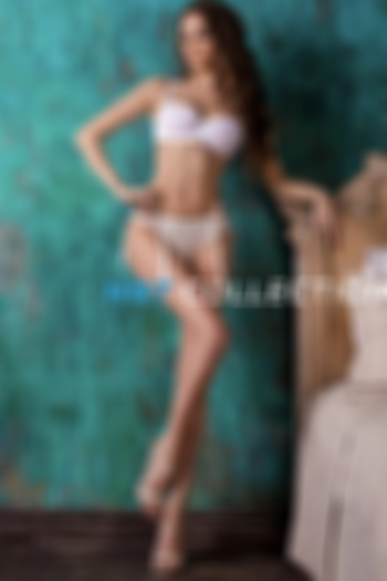 Brown  hair london escort Evera located in Gloucester Road picture 9