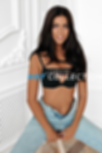Brown  hair london escort Lila located in Earl's Court picture 4