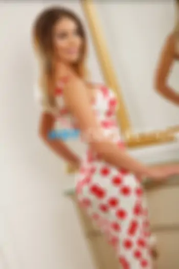 Blonde hair london escort Jessie petite located in Earl's Court picture 4