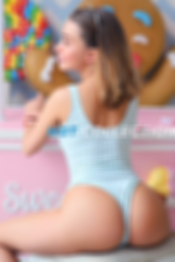 Brown  hair london escort Alisa located in Earl's Court picture 6
