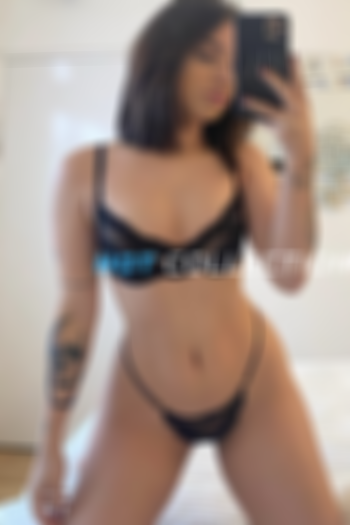 Brown  hair london escort Andress located in Earl's Court picture 6