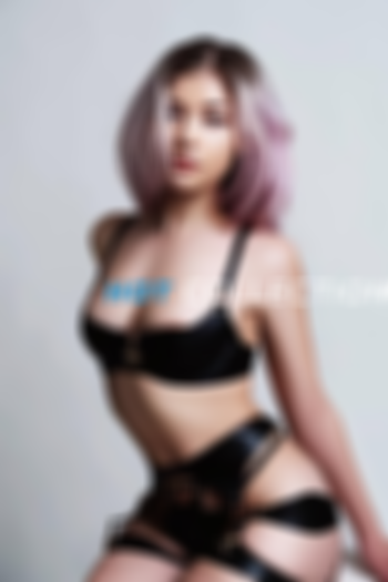 Lilac hair london escort Carna located in Marylebone picture 1