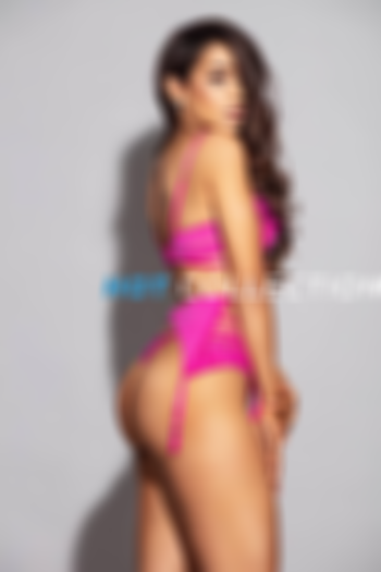 Brown  hair london escort Dilana located in Bayswater picture 12