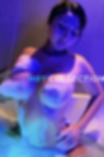 Brown  hair london escort Harriet located in South Kensington picture 6