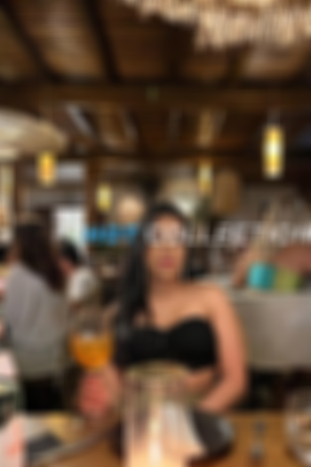 Brown  hair london escort Isis located in Edgware Road picture 12