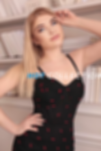 Blonde hair london escort Lera located in Earl's Court picture 11