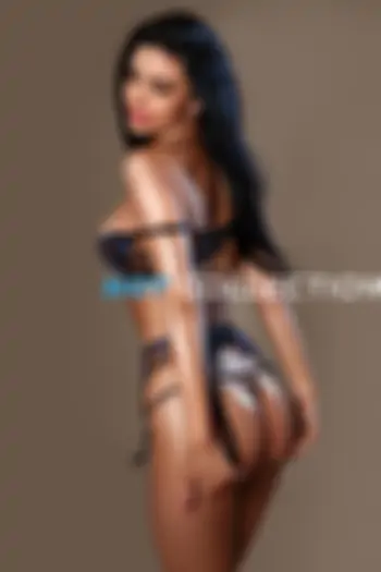 Black hair london escort Diana located in Earl's Court picture 2