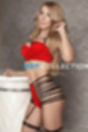 Blonde hair london escort Latoya located in Earl's Court picture 6