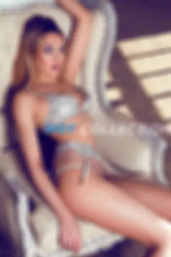 Blonde  hair london escort Liby located in Earl's Court picture 2