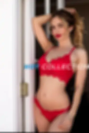 Blonde hair london escort Nana located in Earl's Court picture 4