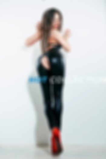 Brown  hair london escort Nita located in Earl's Court picture 4