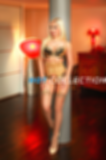 Blonde hair london escort Olga located in Leicester Square picture 8