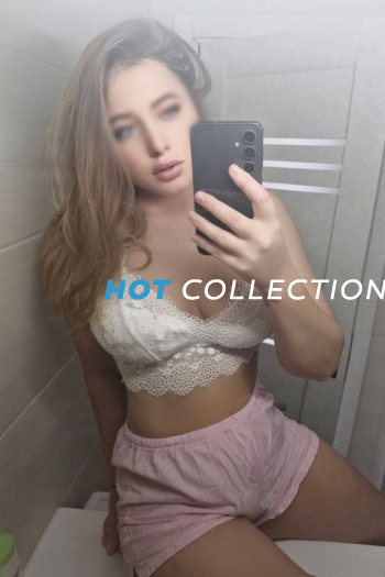 Blonde hair london escort Dobrava located in Earls Court picture 11