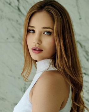 Red hair london escort Laruma located in Edgware Road