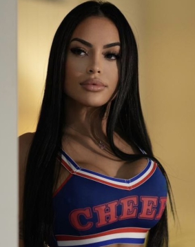 Brown hair london escort Lirema located in Earls Court