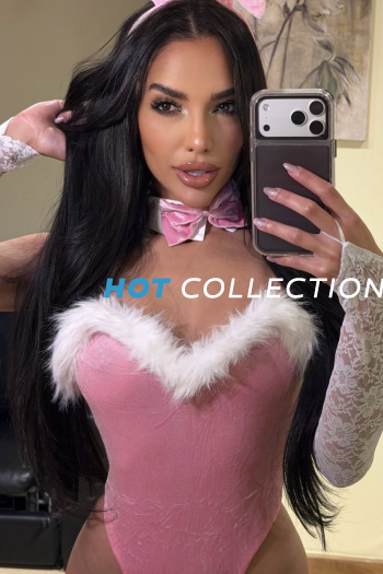 Brown  hair london escort Vega located in High Street Kensington picture 0