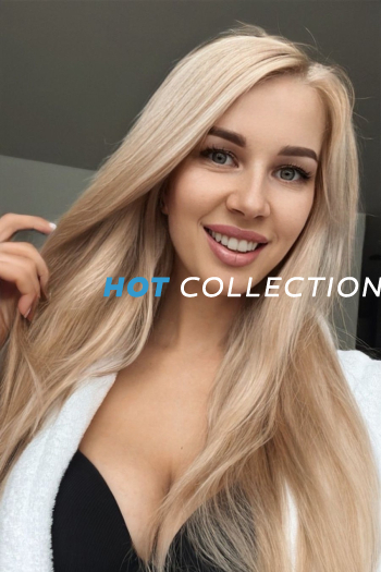 Blonde hair london escort Alamia located in Green Park picture 4