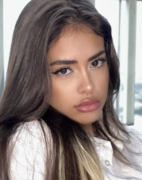 Cree - young Brazilian London escort