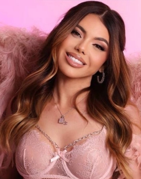 Blonde  hair london escort Danone located in Bond Street