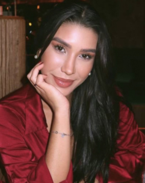 Brown hair london escort Mantera located in Baker Street