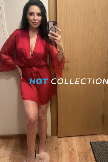 Brown hair london escort Deliora located in Green Park picture 8