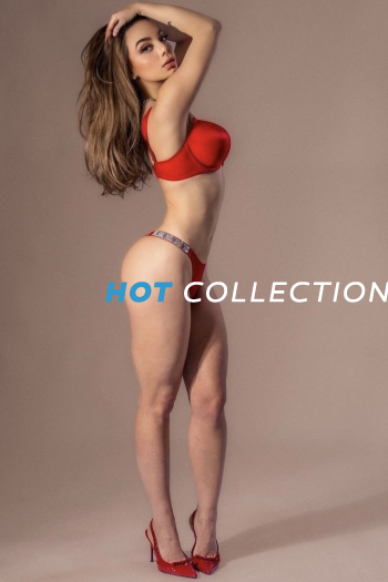 Dark blonde hair london escort Helix located in South Kensington picture 3