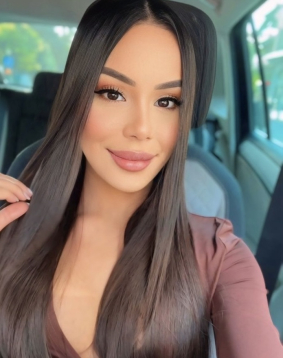 Brown hair london escort Linnea located in Earls Court