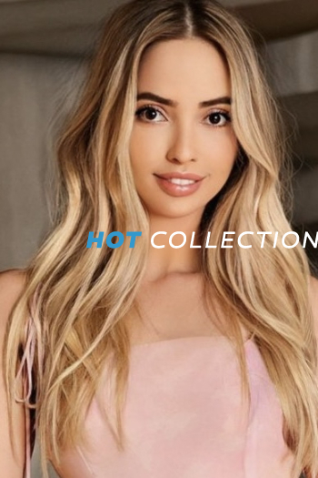 Blonde  hair london escort Quatra located in Bond Street picture 7