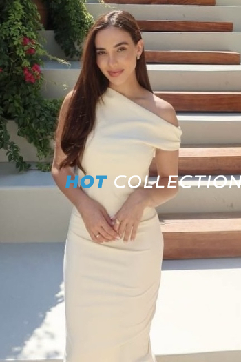 Brown hair london escort Danella located in High Street Kensington picture 2