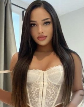 Brown hair london escort Wildy located in Battersea