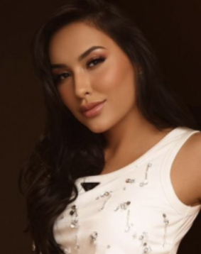 Brown hair london escort Enea located in Earls Court