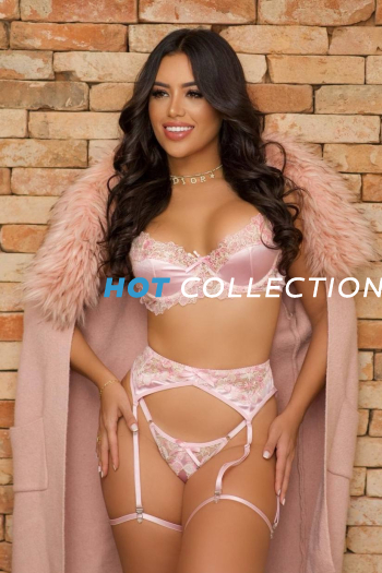 Brown  hair london escort Letty located in Earl's Court picture 2