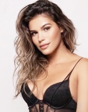 Brown hair london escort Cinzia located in Bond Street