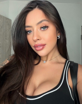 Brown hair london escort Margot located in Earls Court