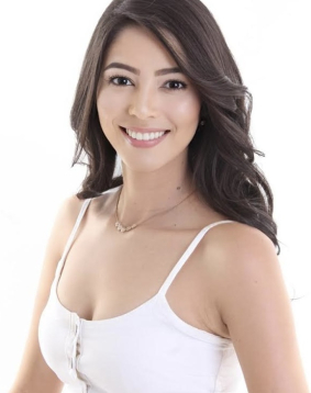 Brown  hair london escort Aretusa located in West Kensington