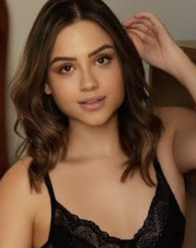 Brown  hair london escort Frutty located in Earls Court