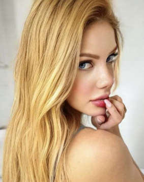 Blonde hair london escort Iridessa located in Baker Street