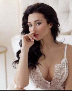 Brown  hair london escort Natalie located in Gloucester Road