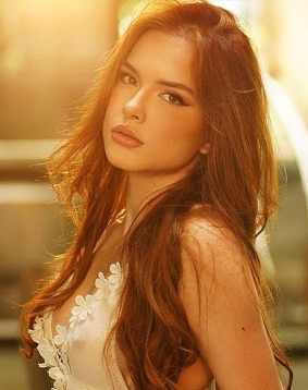 Red hair london escort Nautica located in South Kensington