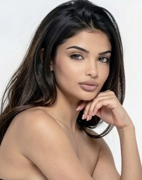 Light-brown hair london escort Niranya located in Gloucester Road