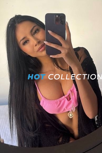 Brown hair london escort Oswalda located in Earls Court picture 4