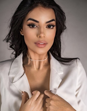 Brown hair london escort Palerma located in Earls Court