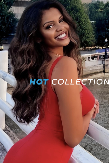 Brown  hair london escort Truffle located in Canary Wharf picture 7