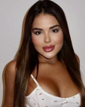 Brown hair london escort Veruca located in Knightsbridge