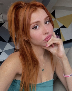 Red hair london escort Vilosa located in West Kensington